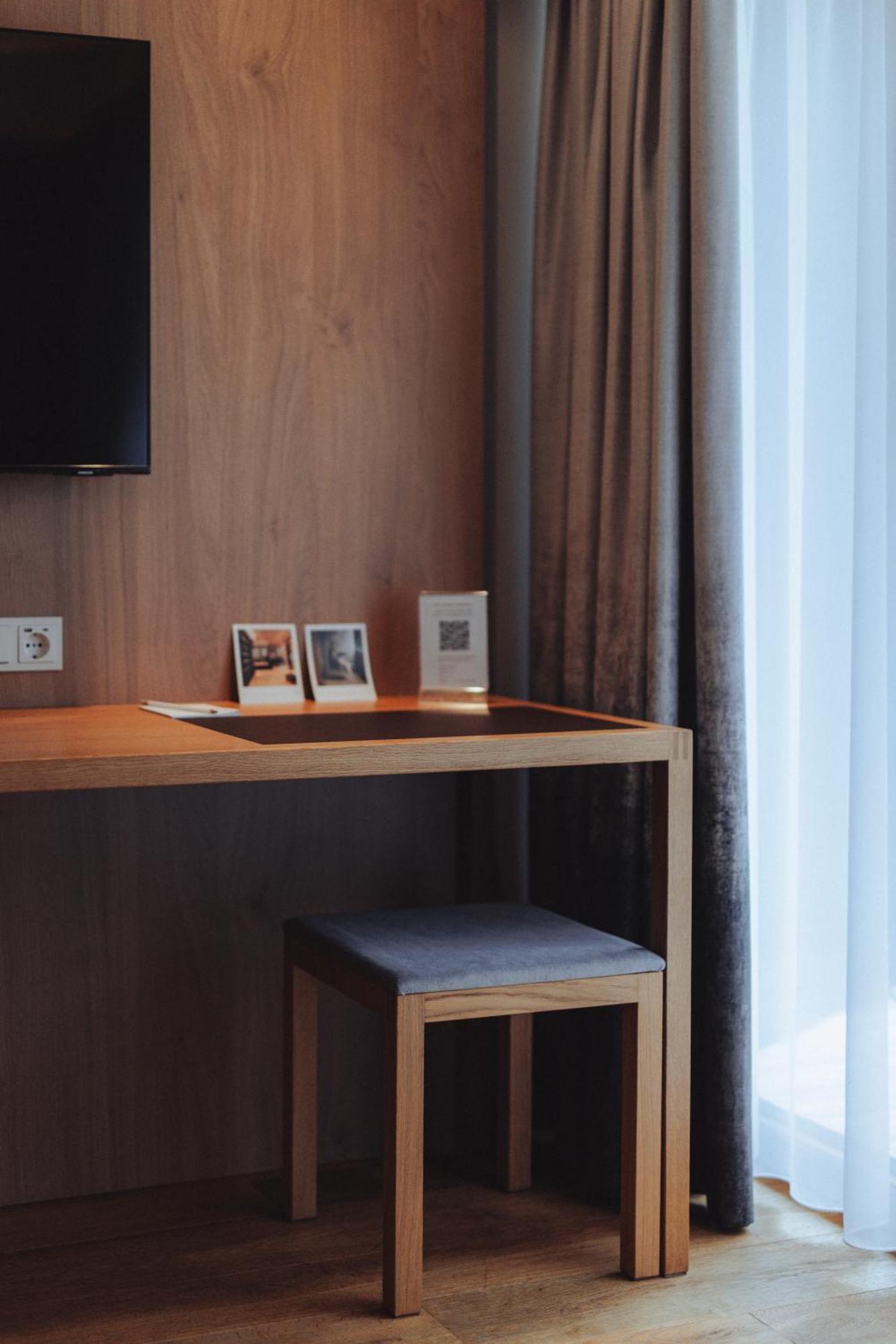 Double Room with Balcony and Mountain View - Disability Access